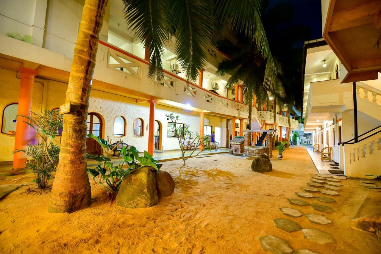 International Beach Hotel & Restaurant Hikkaduwa Buitenkant foto