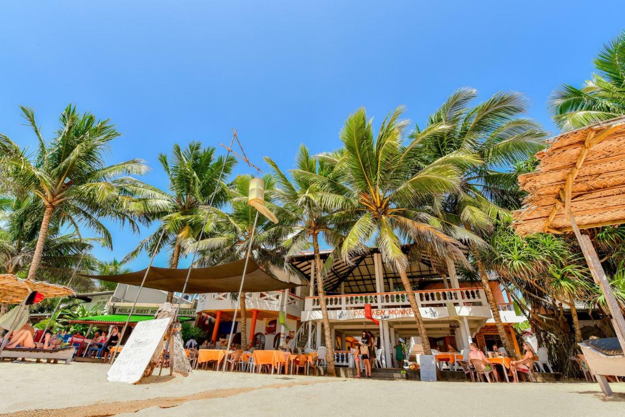 International Beach Hotel & Restaurant Hikkaduwa Buitenkant foto