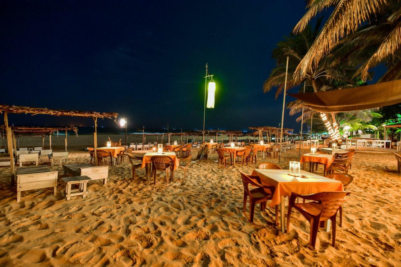 International Beach Hotel & Restaurant Hikkaduwa Buitenkant foto